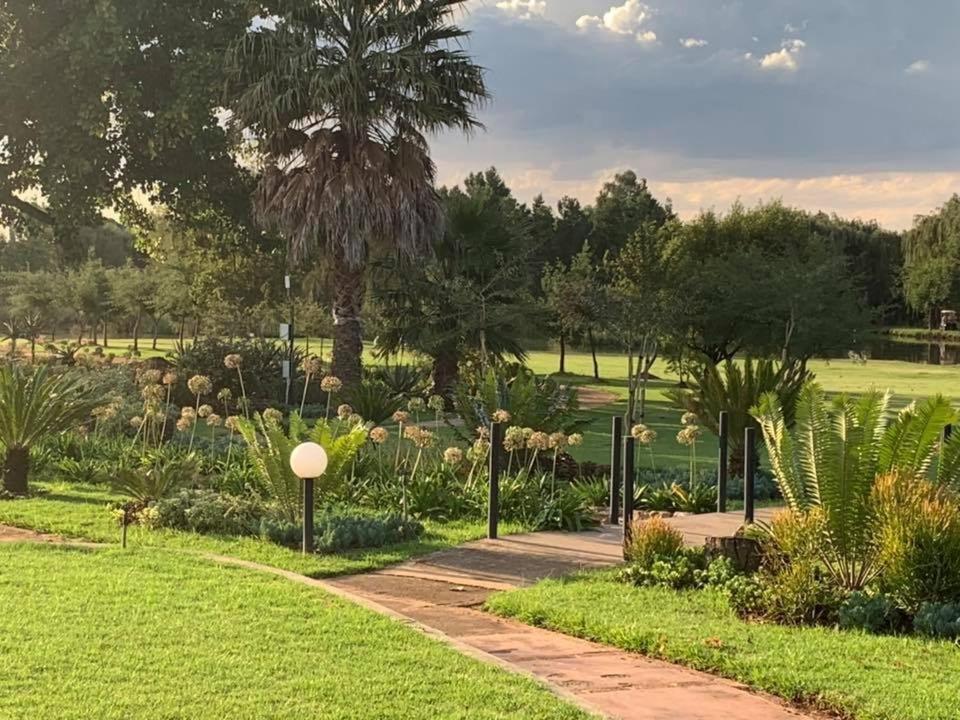 Nkanga Lodge Accommodation & Venue Kempton Park Exterior foto